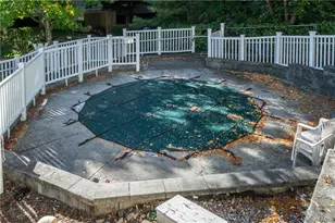 37 Hillside Terrace, White Plains, NY 10601 - Photo 18