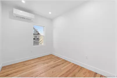 7612 85th Drive, Woodhaven, NY 11421 - Photo 12