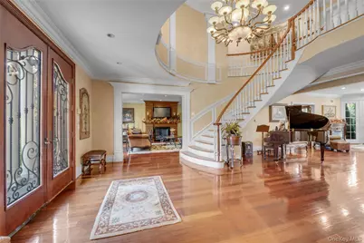 109 Wheatley Road, Brookville, NY 11545 - Photo 14