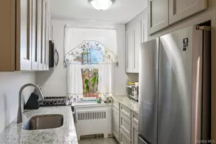 600 Pelham Rd, New Rochelle, NY 10805 - Photo 8