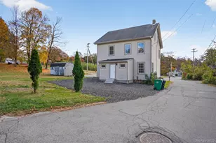 95 Market St, Wappingers Falls, NY 12590 - Photo 14