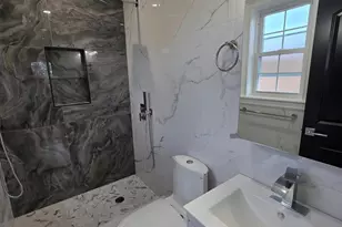 240-02 147th Rd, Rosedale, NY 11422 - Photo 12