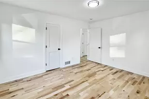 15 Circle Dr, Hempstead, NY 11550 - Photo 20