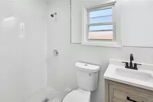 15 Circle Dr, Hempstead, NY 11550 - Photo 28