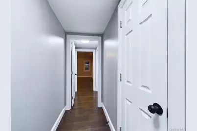 115 Clinton Avenue, Patchogue, NY 11772 - Photo 20