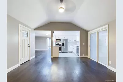 115 Clinton Avenue, Patchogue, NY 11772 - Photo 6