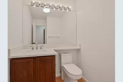 11 Northwood Blvd, Central Islip, NY 11722 - Photo 16