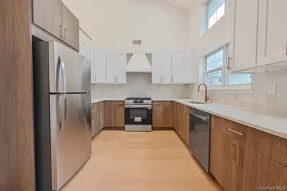 11 Northwood Blvd, Central Islip, NY 11722 - Photo 14