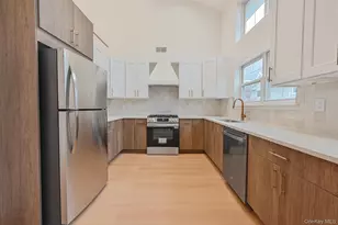 11 Northwood Blvd, Central Islip, NY 11722 - Photo 14