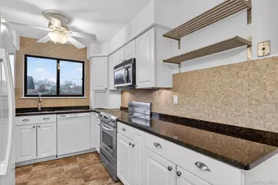 7 Briarcliff Drive S #13, Ossining, NY 10562 - Photo 16