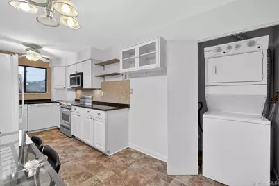 7 Briarcliff Drive S #13, Ossining, NY 10562 - Photo 18