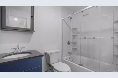 106-25 Guy R Brewer Boulevard, Jamaica, NY 11433 - Photo 8