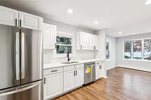 61 Harris Ave, Hewlett, NY 11557 - Photo 12