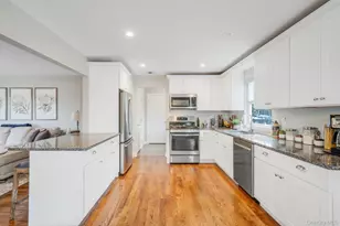 66 Locust Dr, Kings Park, NY 11754 - Photo 16