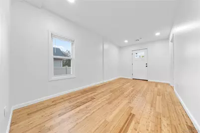 146 Lincoln Avenue, Roosevelt, NY 11575 - Photo 2