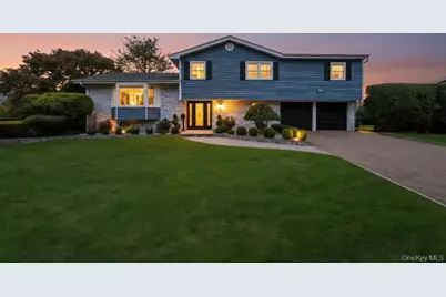 90 Rockland Drive, Jericho, NY 11753 - Photo 2