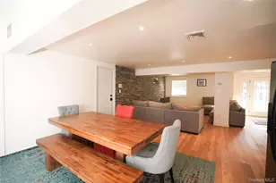 90 Rockland Dr, Jericho, NY 11753 - Photo 26