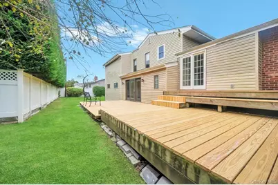 90 Rockland Drive, Jericho, NY 11753 - Photo 30