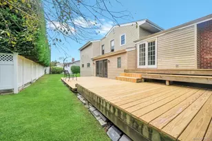 90 Rockland Dr, Jericho, NY 11753 - Photo 30