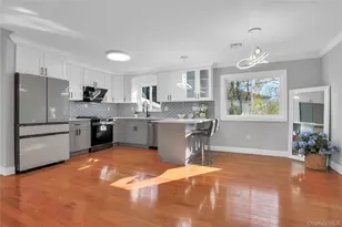 2 Walnut Dr, Syosset, NY 11791 - Photo 6