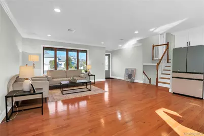 2 Walnut Drive, Syosset, NY 11791 - Photo 2