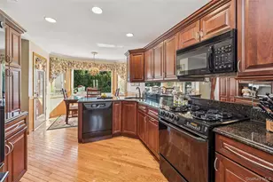 1201 Day St, Seaford, NY 11783 - Photo 14