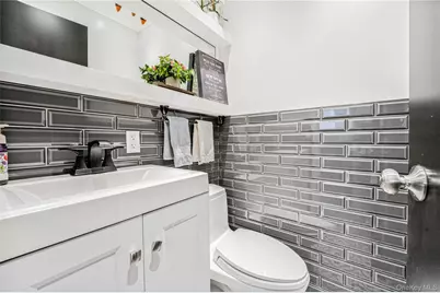 81 Houston Street, New York, NY 10302 - Photo 12