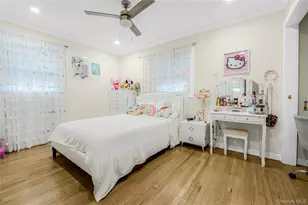 81 Houston St, New York, NY 10302 - Photo 16