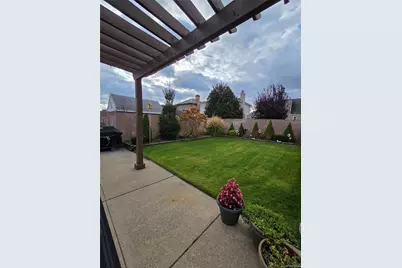 15724 86th Street, Howard Beach, NY 11414 - Photo 24