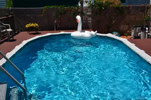 15724 86th St, Howard Beach, NY 11414 - Photo 30