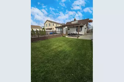 15724 86th Street, Howard Beach, NY 11414 - Photo 2
