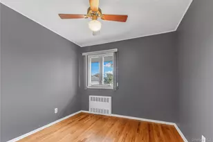 2 Deer Path Ln, Syosset, NY 11791 - Photo 22