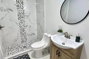 128 W Main St, Middletown, NY 10940 - Photo 36