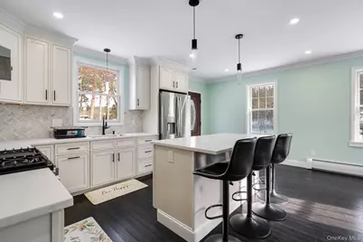 104 S Quaker Lane, Hyde Park, NY 12538 - Photo 14