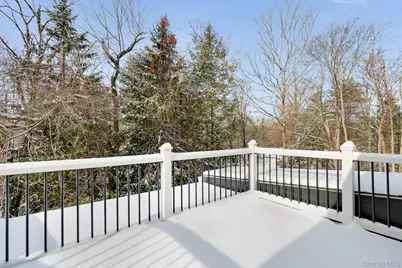 104 S Quaker Lane, Hyde Park, NY 12538 - Photo 26