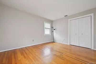 331 N Michigan Avenue, Massapequa, NY 11758 - Photo 16