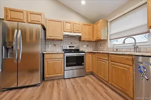 331 N Michigan Ave, Massapequa, NY 11758 - Photo 12