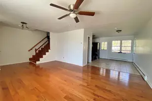 7 Penny Ln, Newburgh, NY 12550 - Photo 6