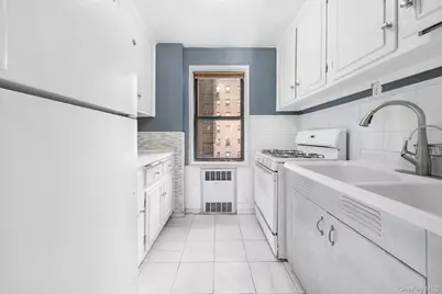 485 E Lincoln Avenue #201, Mount Vernon, NY 10552 - Photo 12