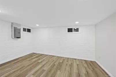 201 Hilltop Drive, Brentwood, NY 11717 - Photo 20