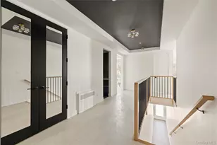 5 Valley Way, Spring Valley, NY 10977 - Photo 8