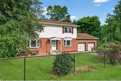 16 Oakland Avenue, Chester, NY 10918 - Photo 2