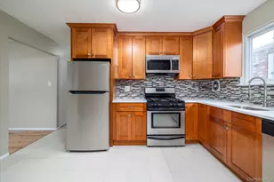 148-27 230th Pl, Springfield Gardens, NY 11413 - Photo 8