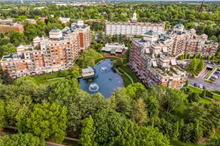 100 Hilton Ave, Garden City, NY 11530 - Photo 36