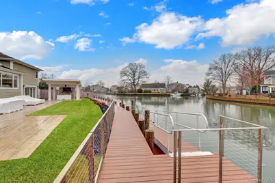 23 Biltmore Boulevard, Massapequa, NY 11758 - Photo 30