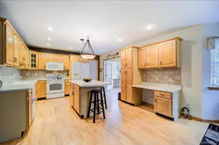 51 Mina Dr, Wappingers Falls, NY 12590 - Photo 12