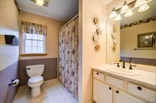 51 Mina Dr, Wappingers Falls, NY 12590 - Photo 16