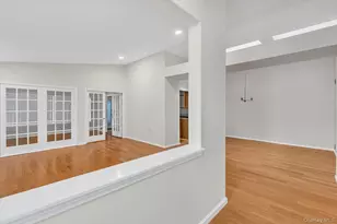 289 Glen Dr, Ridge, NY 11961 - Photo 16