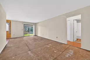 59 Sycamore Dr, Middletown, NY 10940 - Photo 6