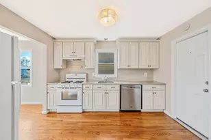 38 Berger Ave, Amityville, NY 11701 - Photo 16